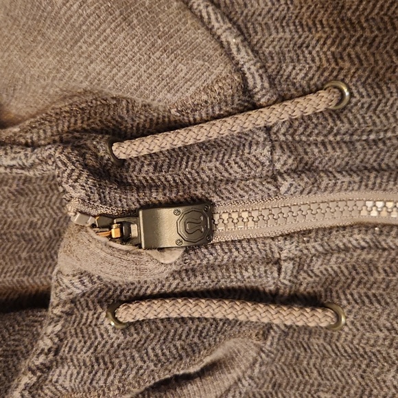 LULULEMON ATHLETICA MEN'S WINTER JACKET SIZE XL - Picture 2 of 7